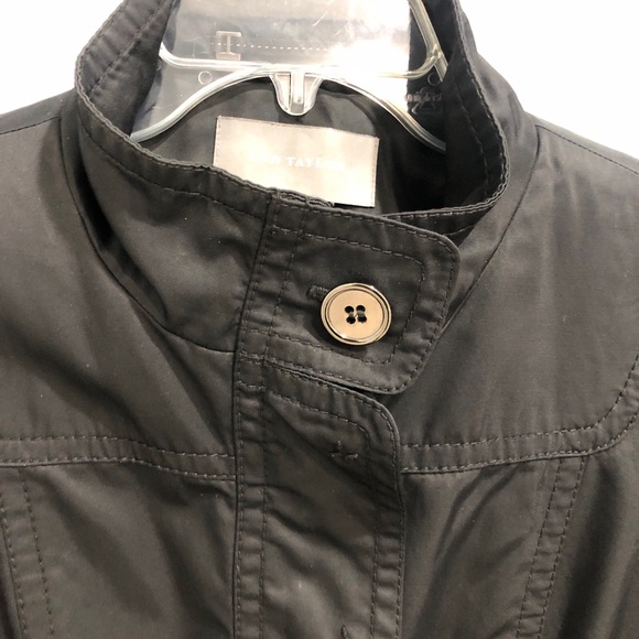 ANN TAYLOR Women’s Black Coat  Zipper/ Buttons  Closure Size XS - Picture 2 of 10